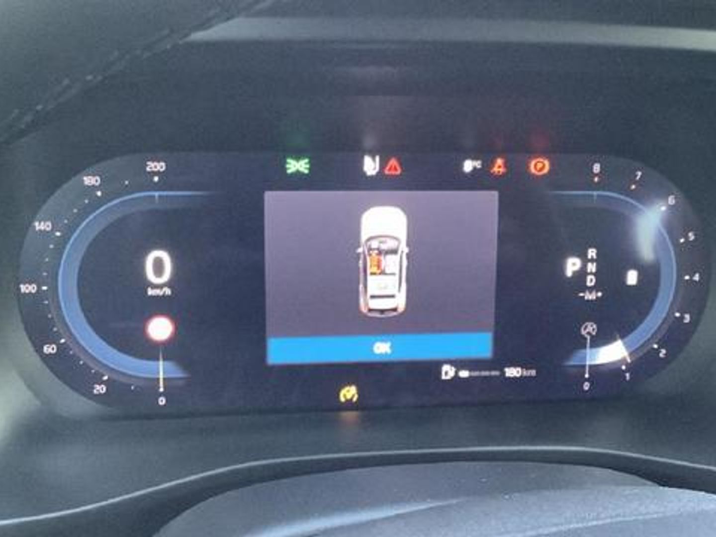 Volvo XC40 B3 G Core Auto 120 kW (163 CV)
