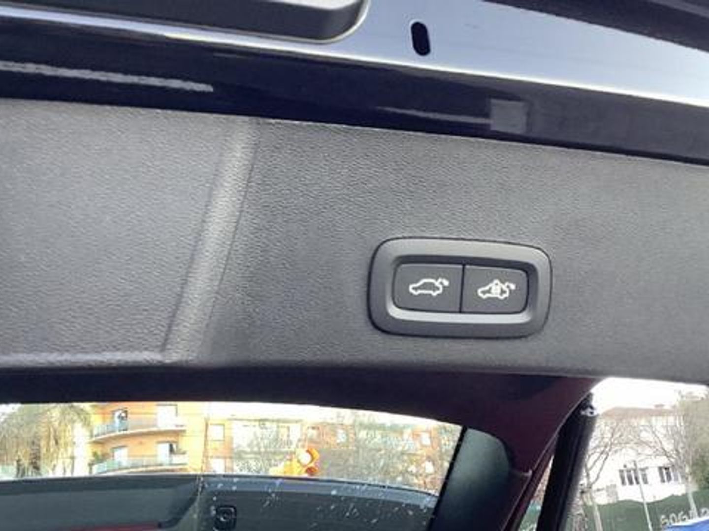Volvo XC40 B3 G Core Auto 120 kW (163 CV)