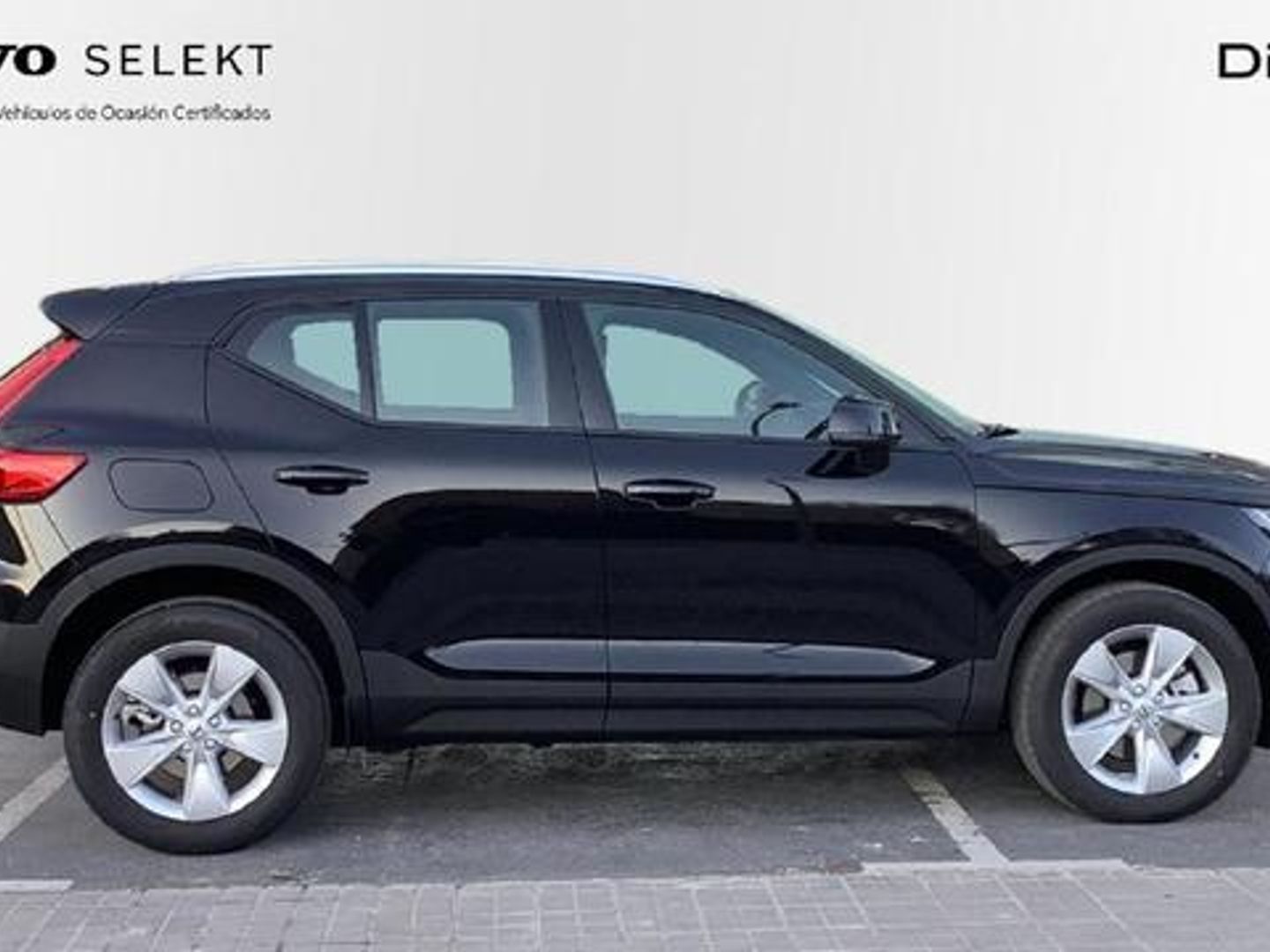 Volvo XC40 B3 G Core Auto 120 kW (163 CV)