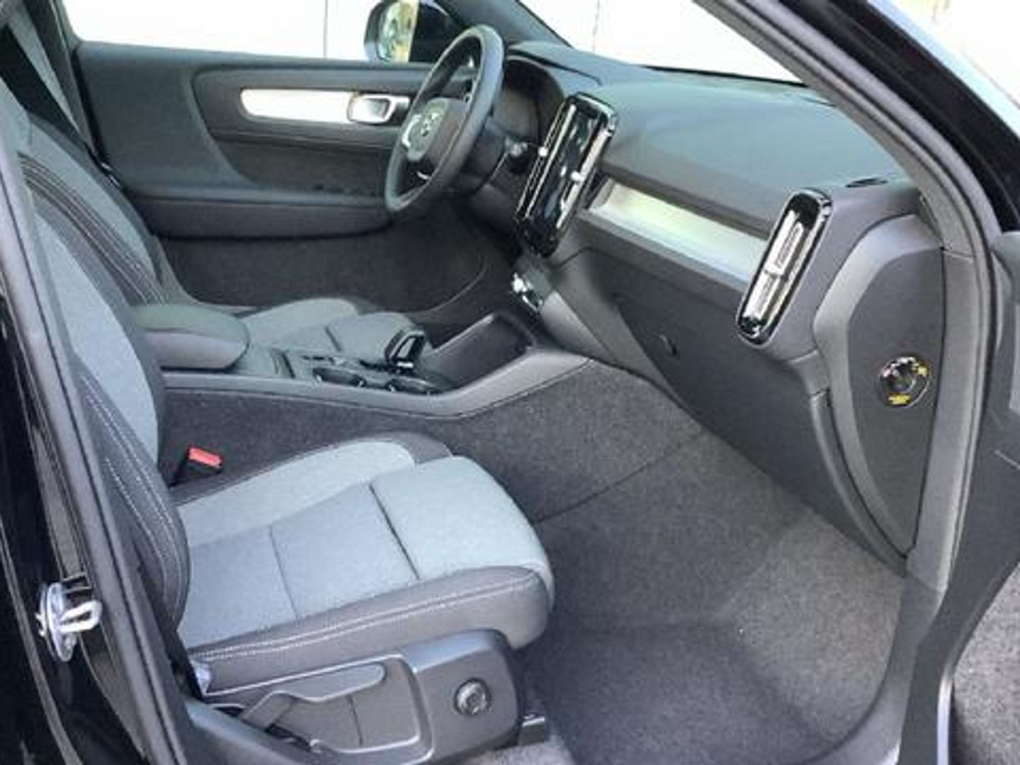 Volvo XC40 B3 G Core Auto 120 kW (163 CV)