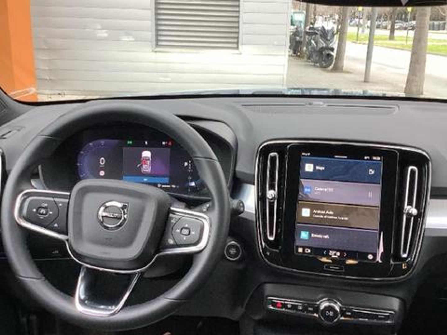 Volvo XC40 B3 G Core Auto 120 kW (163 CV)