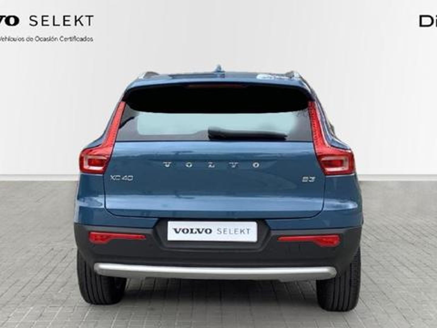 Volvo XC40 B3 G Core Auto 120 kW (163 CV)
