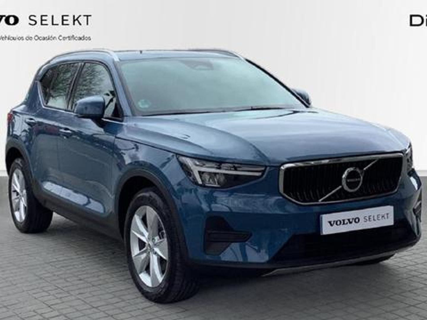 Volvo XC40 B3 G Core Auto 120 kW (163 CV)