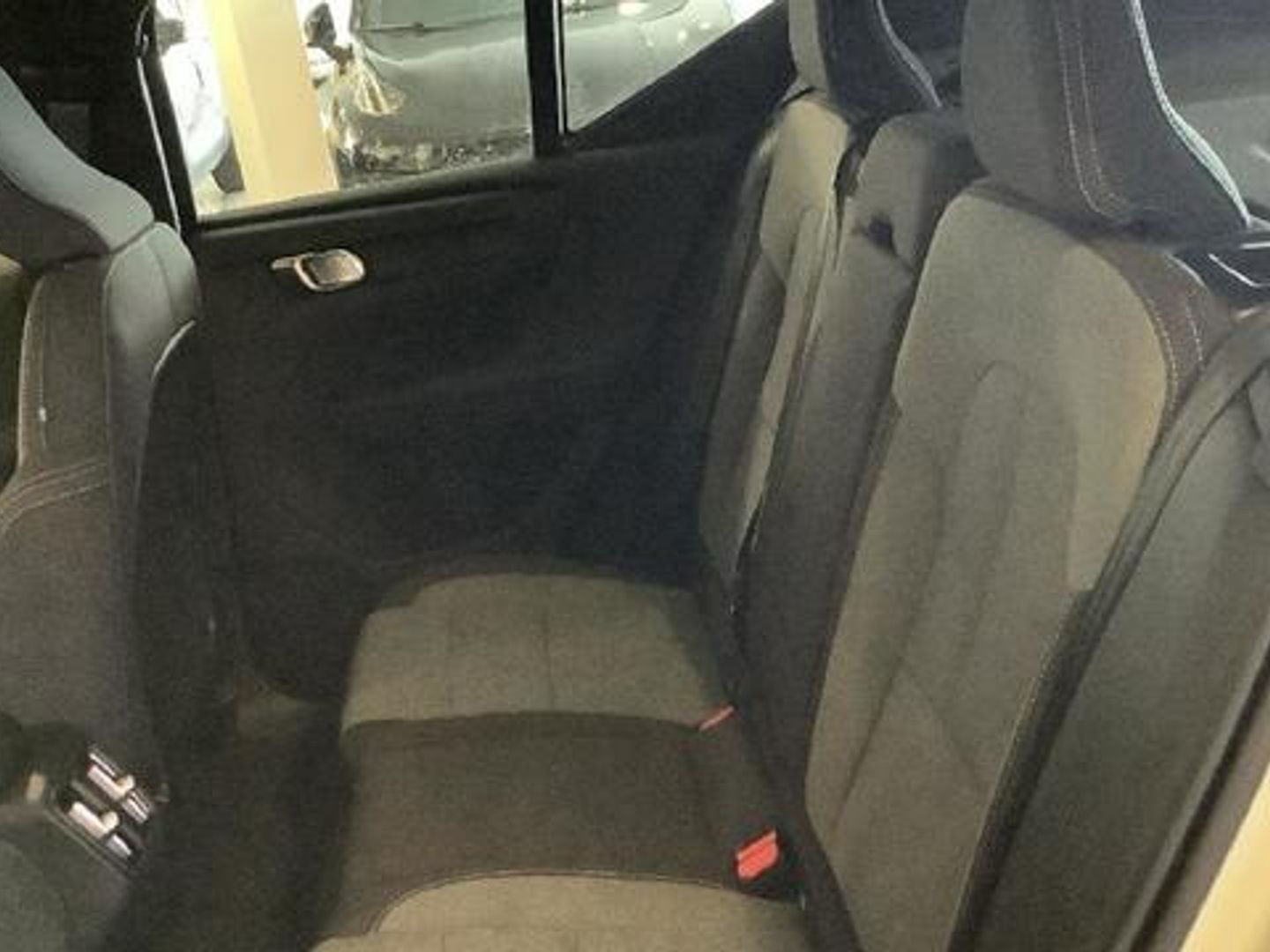 Volvo XC40 B3 G Core Auto 120 kW (163 CV)