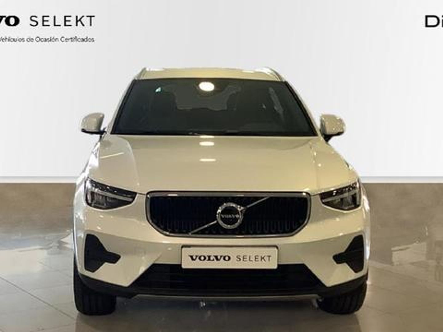 Volvo XC40 B3 G Core Auto 120 kW (163 CV)