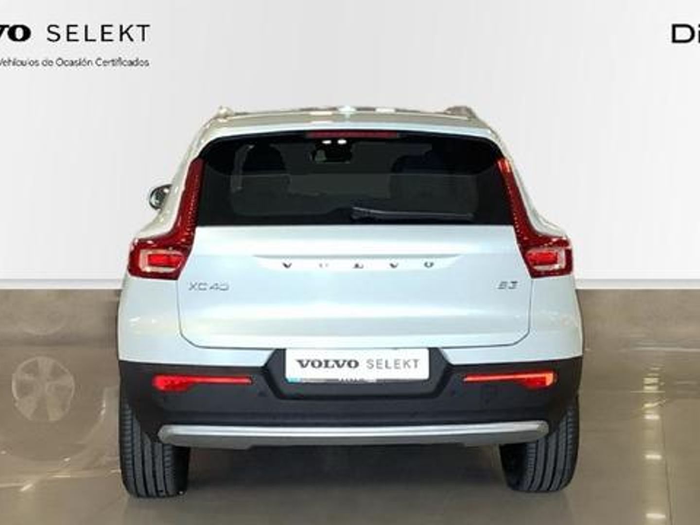 Volvo XC40 B3 G Core Auto 120 kW (163 CV)