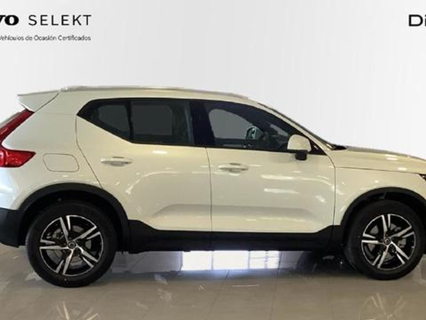 Volvo XC40 B3 G Core Auto 120 kW (163 CV)