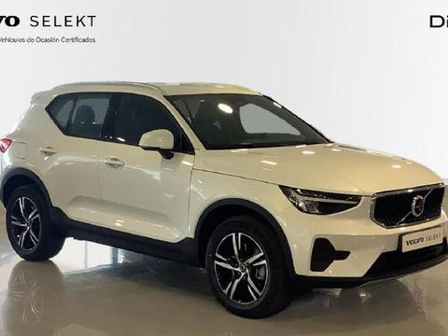 Volvo XC40 B3 G Core Auto 120 kW (163 CV)