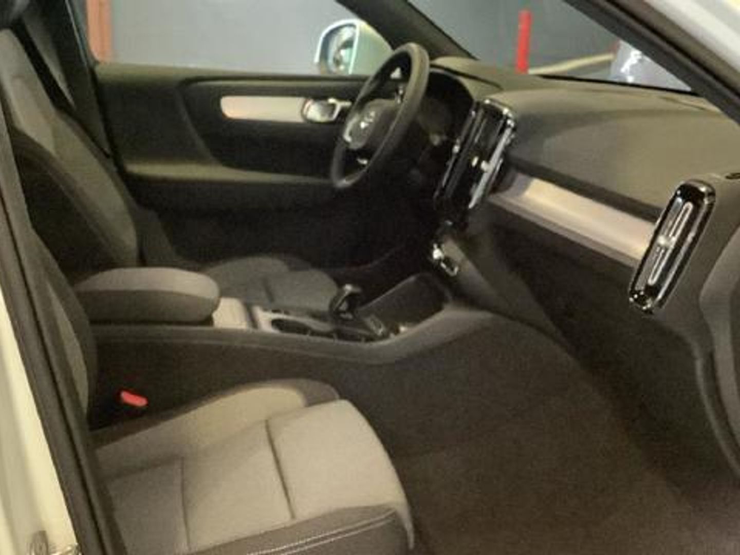 Volvo XC40 B3 G Core Auto 120 kW (163 CV)