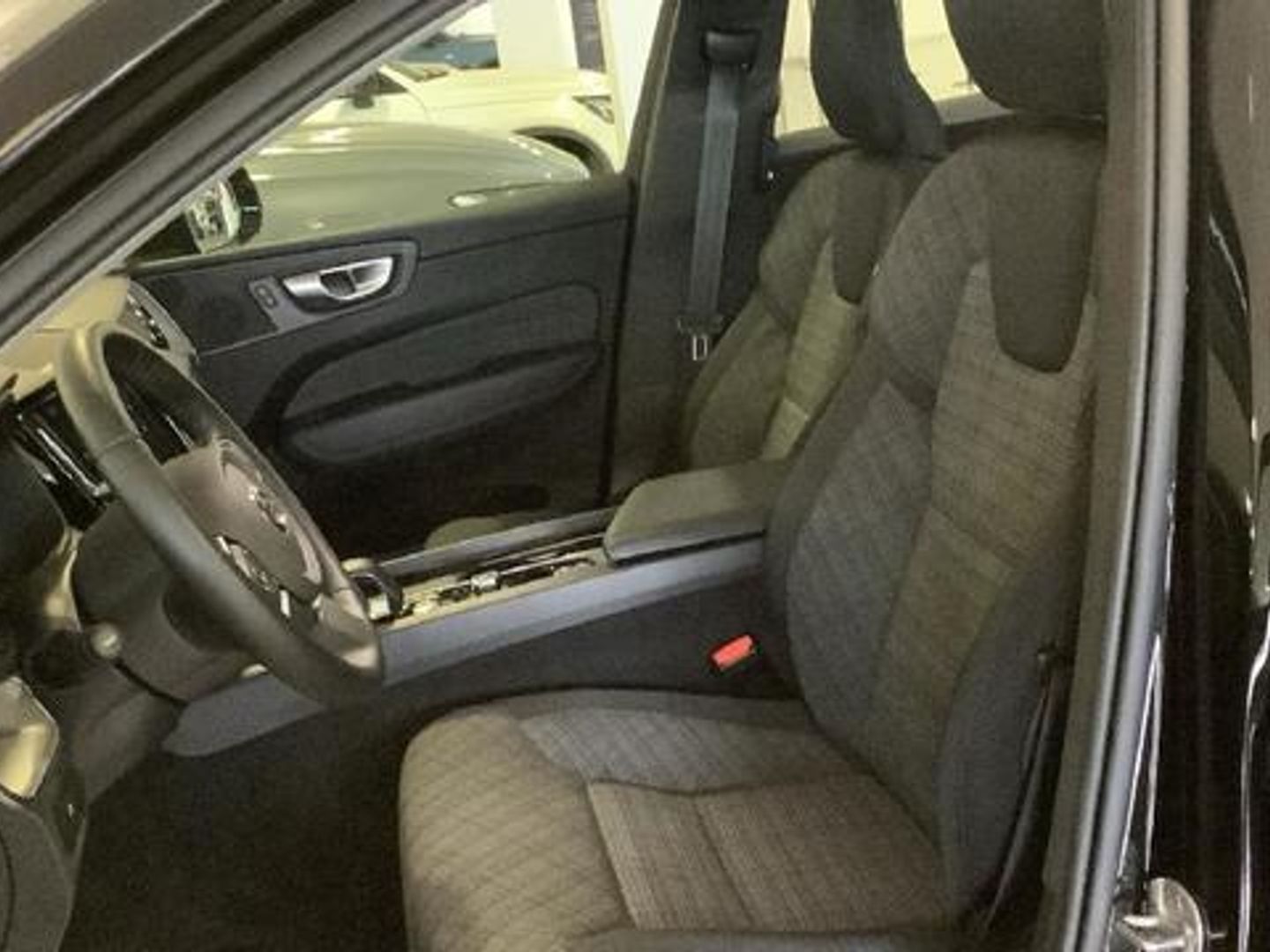 Volvo XC60 B4 D Core Auto 145 kW (197 CV)