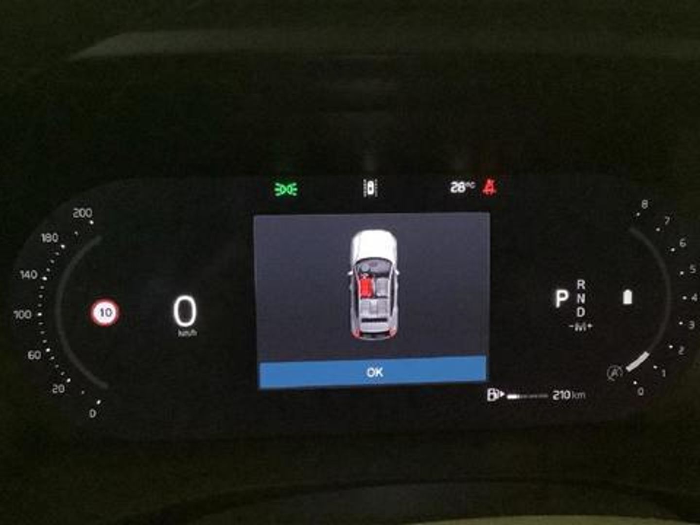 Volvo XC40 B3 G Black Edition+ Auto 120 kW (163 CV)