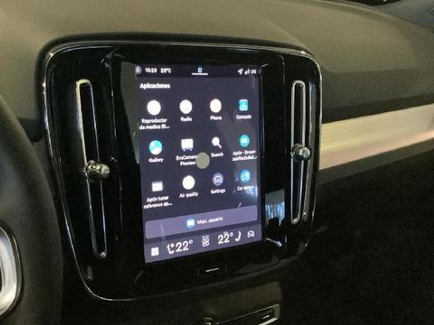 Volvo XC40 B3 G Black Edition+ Auto 120 kW (163 CV)