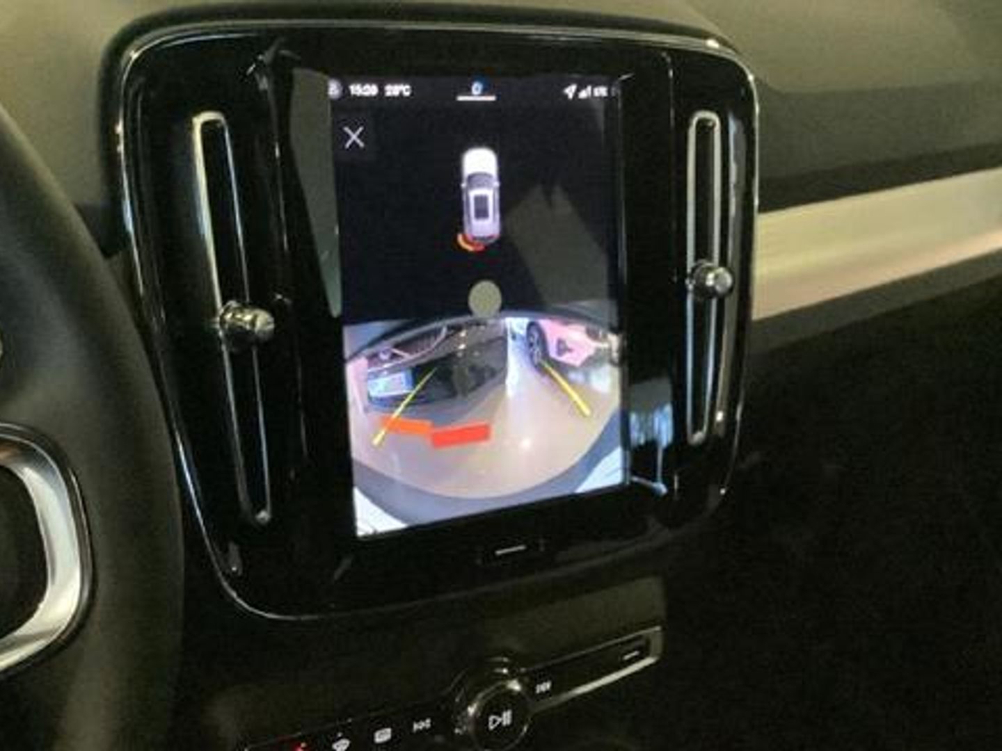 Volvo XC40 B3 G Black Edition+ Auto 120 kW (163 CV)