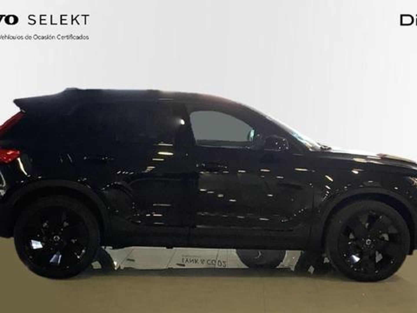 Volvo XC40 B3 G Black Edition+ Auto 120 kW (163 CV)