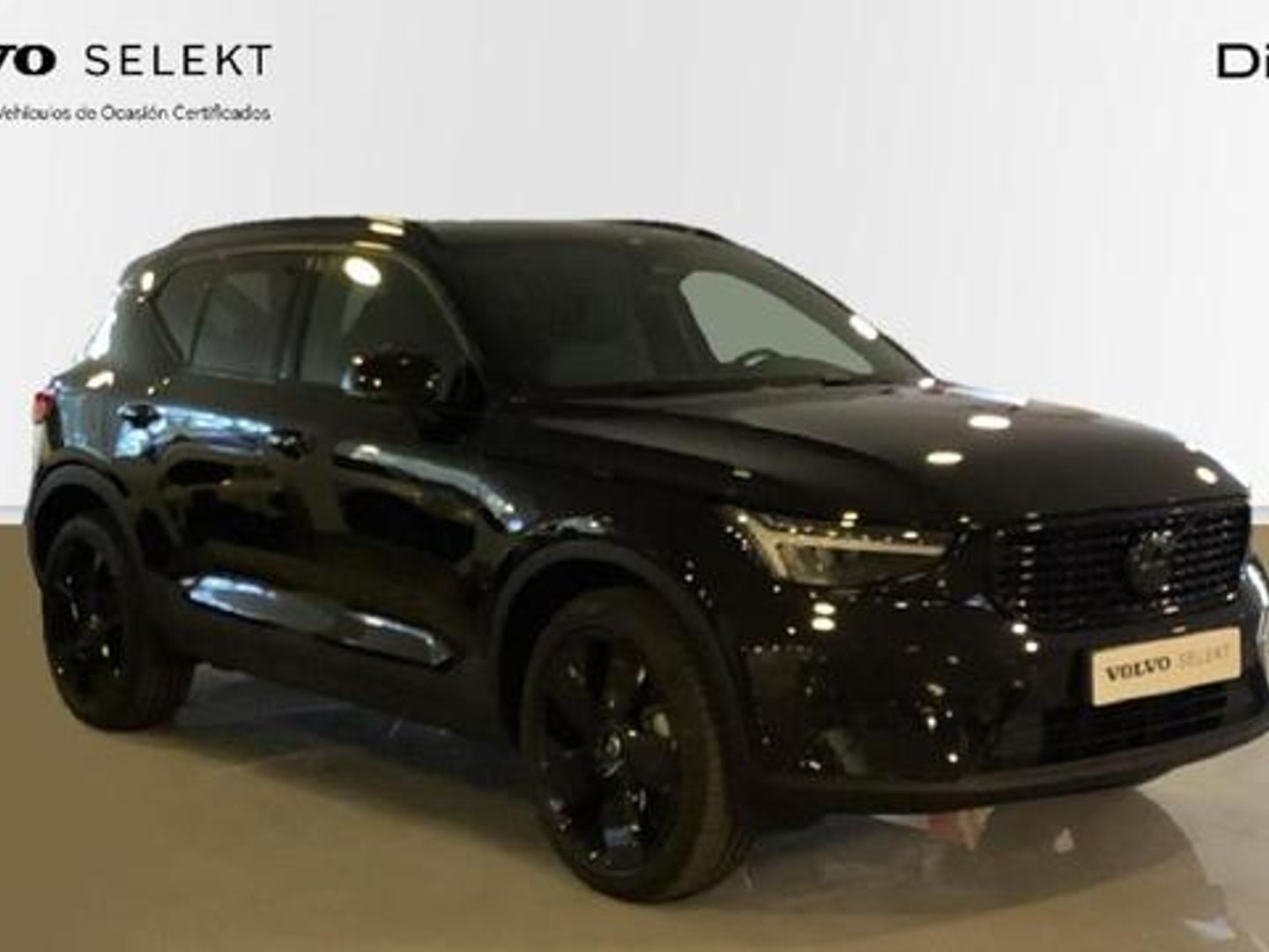 Volvo XC40 B3 G Black Edition+ Auto 120 kW (163 CV)