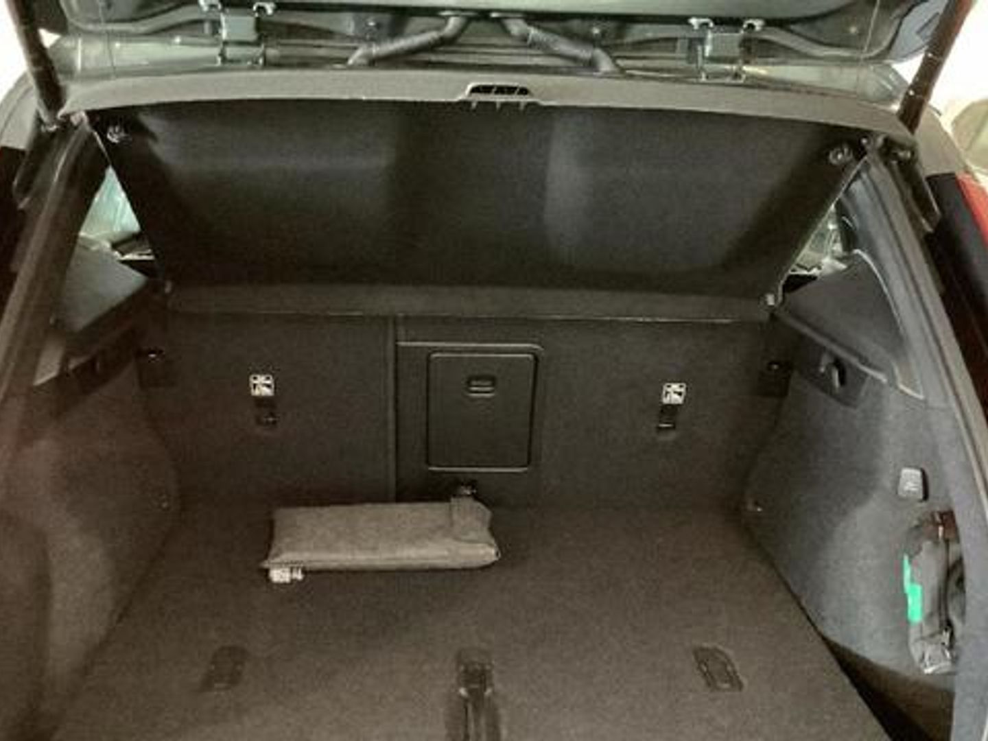 Volvo XC40 B3 G Core Auto 120 kW (163 CV)