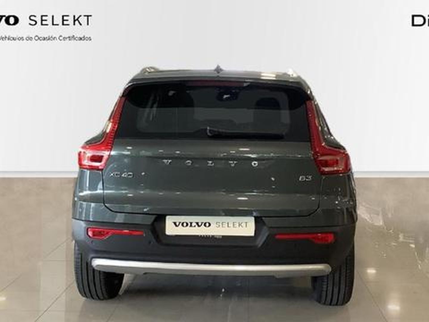 Volvo XC40 B3 G Core Auto 120 kW (163 CV)