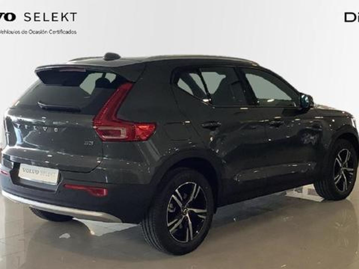 Volvo XC40 B3 G Core Auto 120 kW (163 CV)