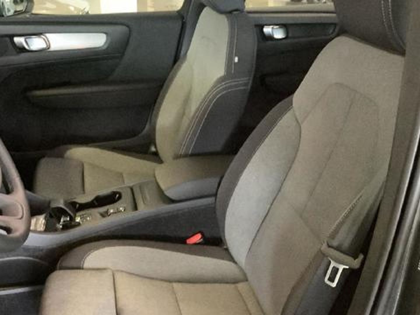 Volvo XC40 B3 G Core Auto 120 kW (163 CV)