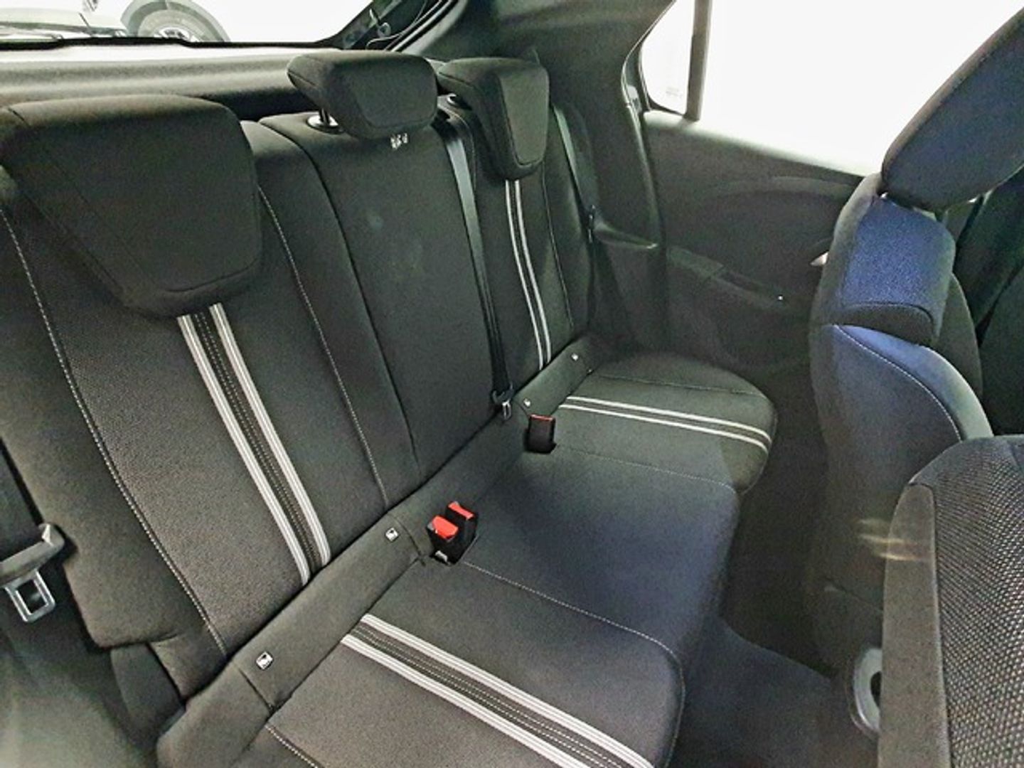 Opel Corsa 1.2 T XHL GS 74 kW (100 CV)