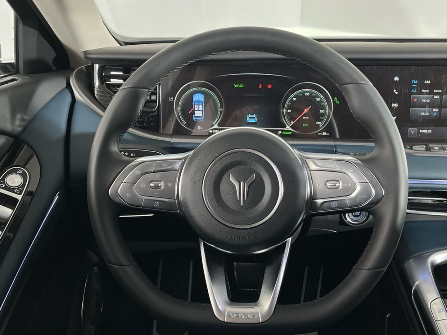 Voyah Free 107kW Luxury 360 kW (489 CV)