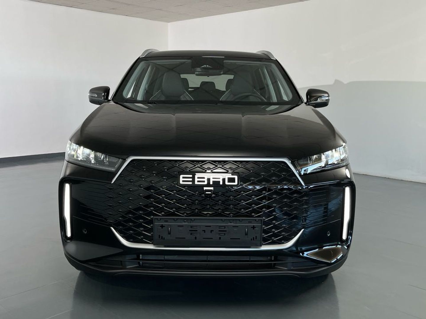 Ebro S400 1.5 DHE HEV Excellence CVT 155 kW (211 CV)