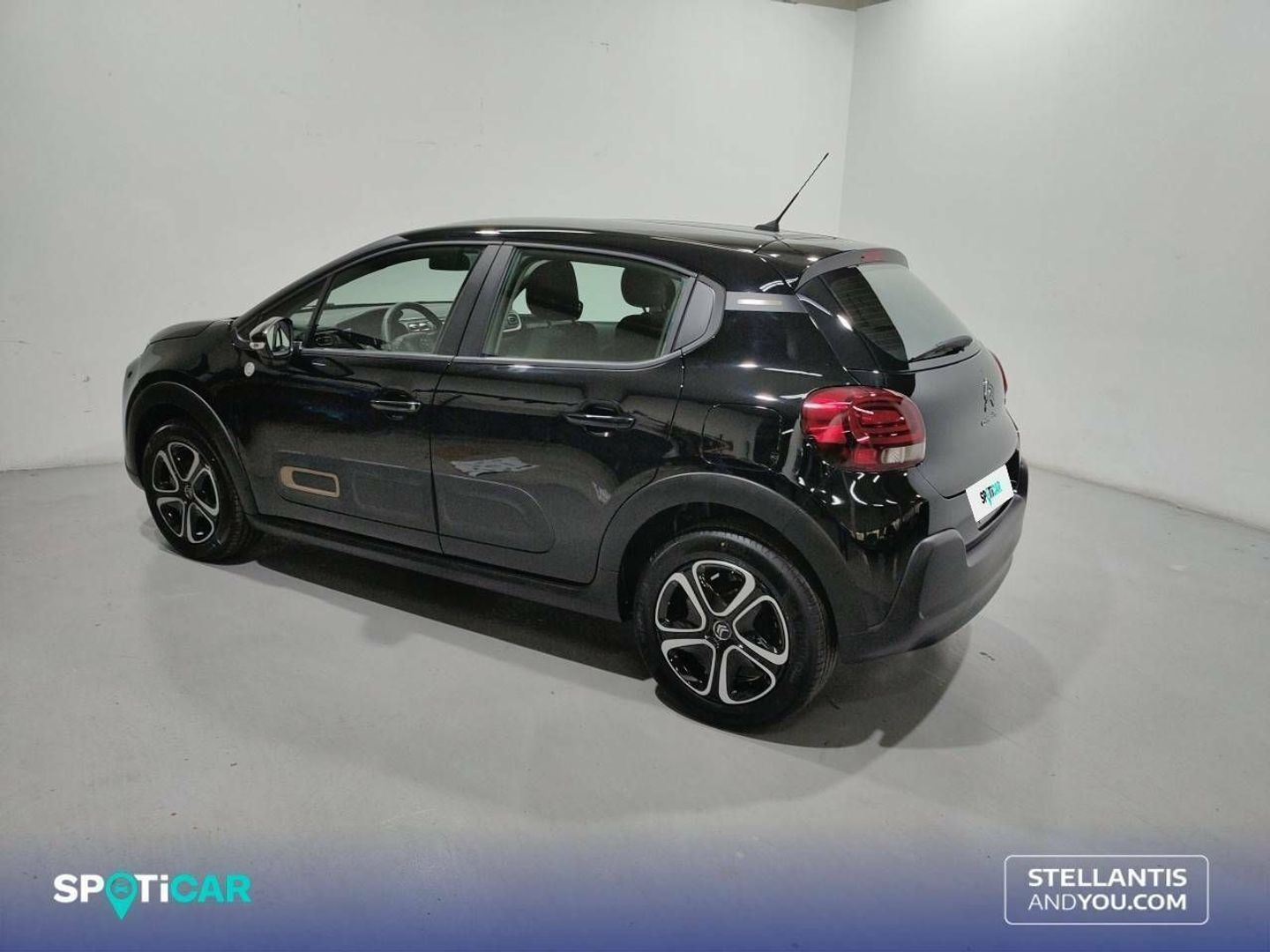 Citroen C3 PureTech 82 C-Series 61 kW (83 CV) Negro Compact