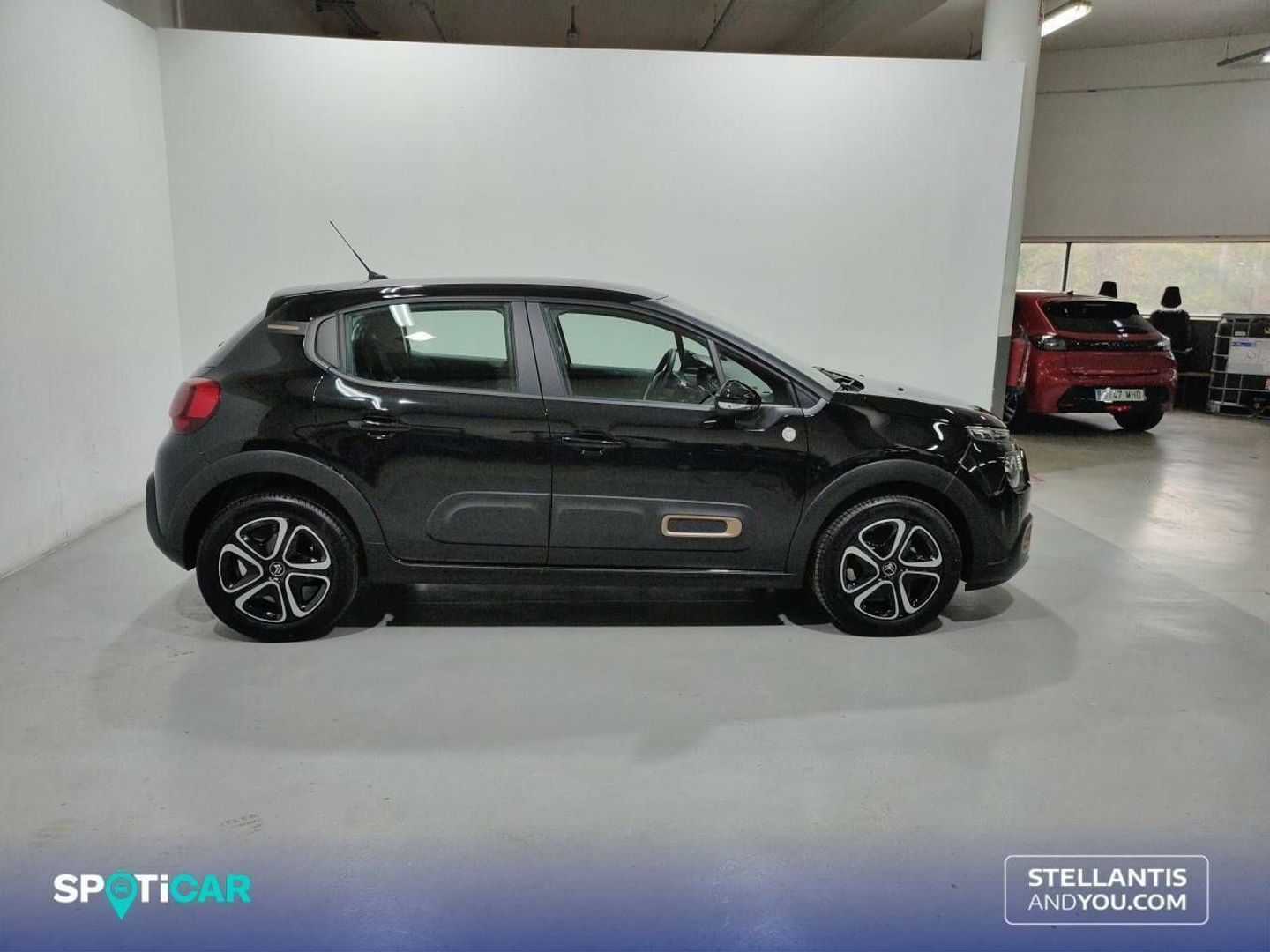 Citroen C3 PureTech 82 C-Series 61 kW (83 CV) Negro Compact