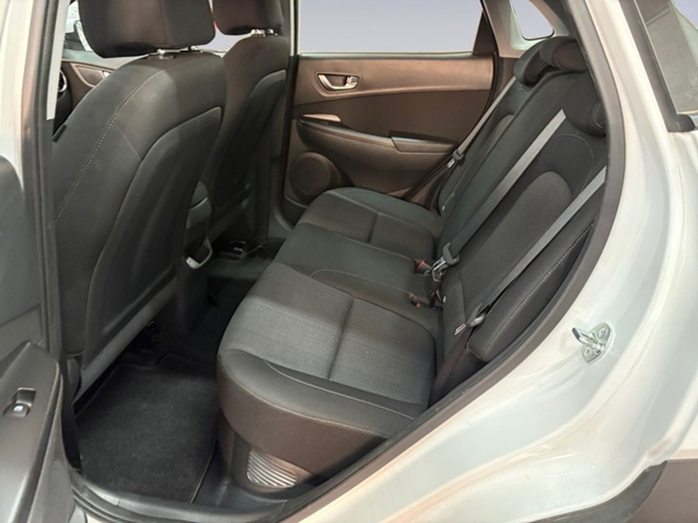 Hyundai Kona 1.6 GDI HEV Maxx DCT 104 kW (141 CV)