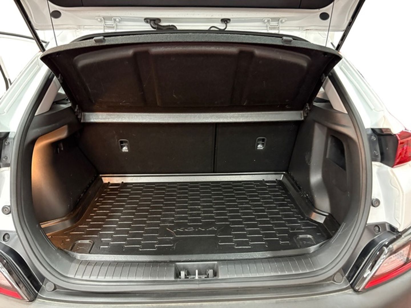 Hyundai Kona 1.6 GDI HEV Maxx DCT 104 kW (141 CV)