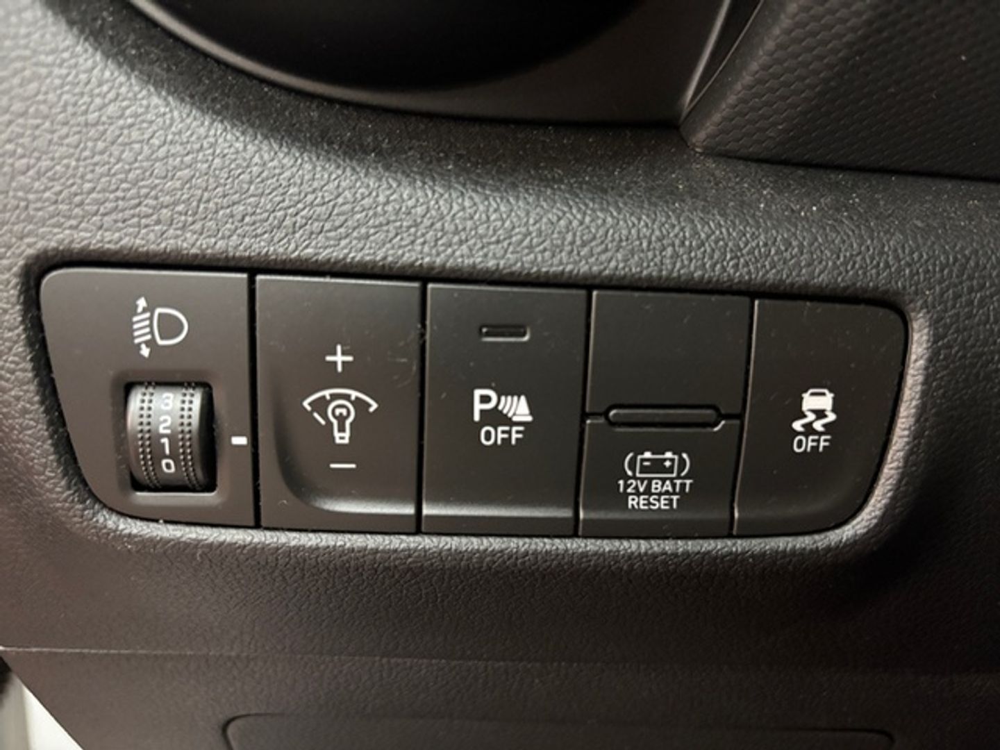 Hyundai Kona 1.6 GDI HEV Maxx DCT 104 kW (141 CV)