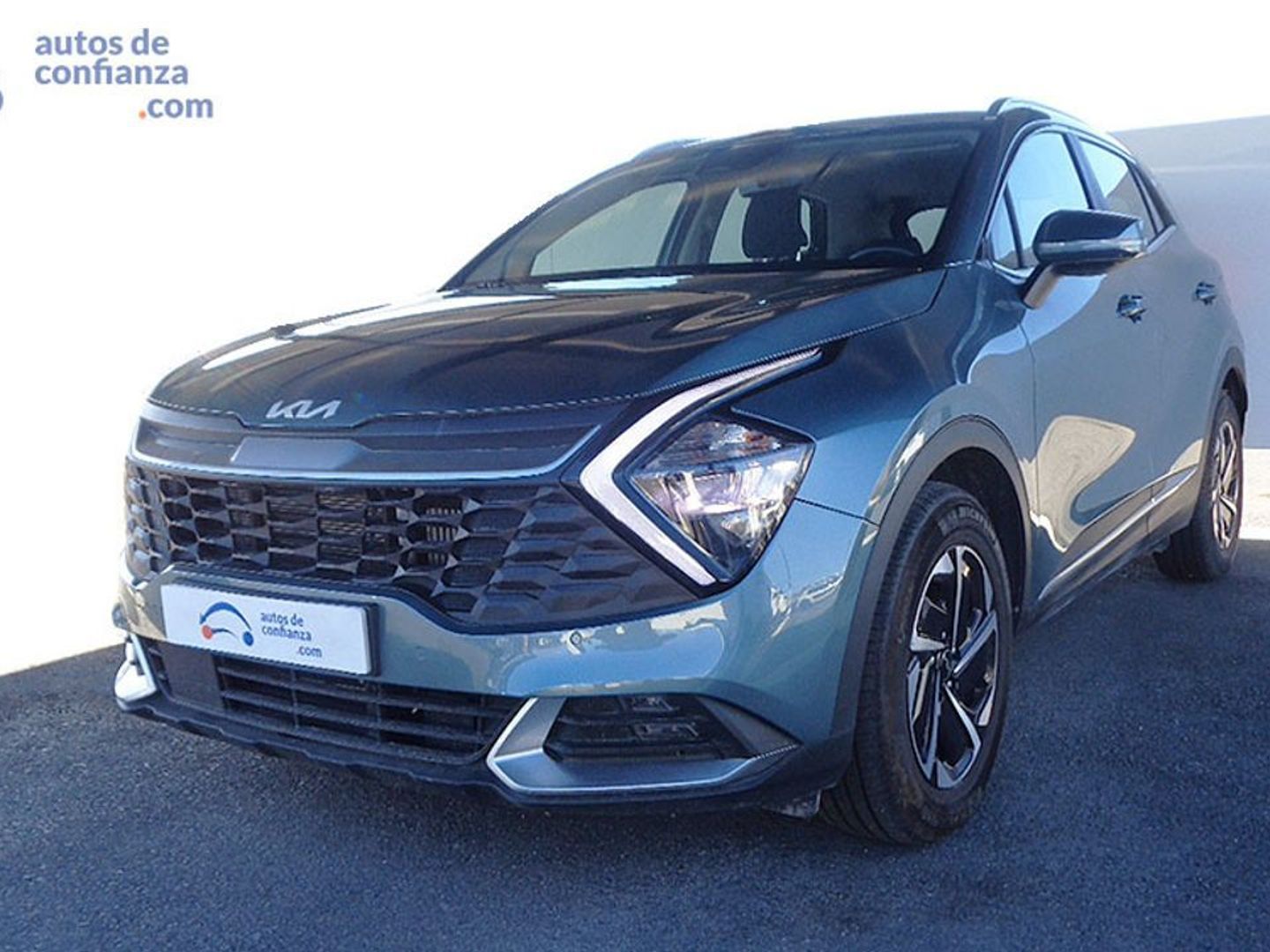 Kia Sportage 1.6 T-GDi HEV Drive 4x2 158 kW (215 CV) Gris SUV