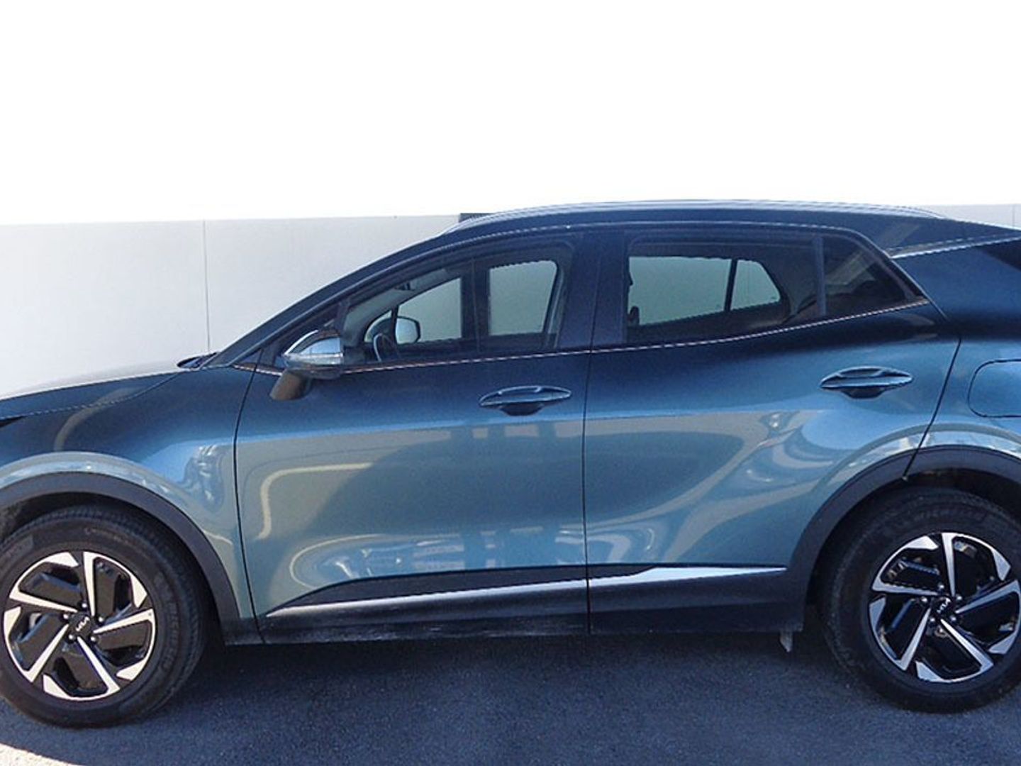 Kia Sportage 1.6 T-GDi HEV Drive 4x2 158 kW (215 CV)
