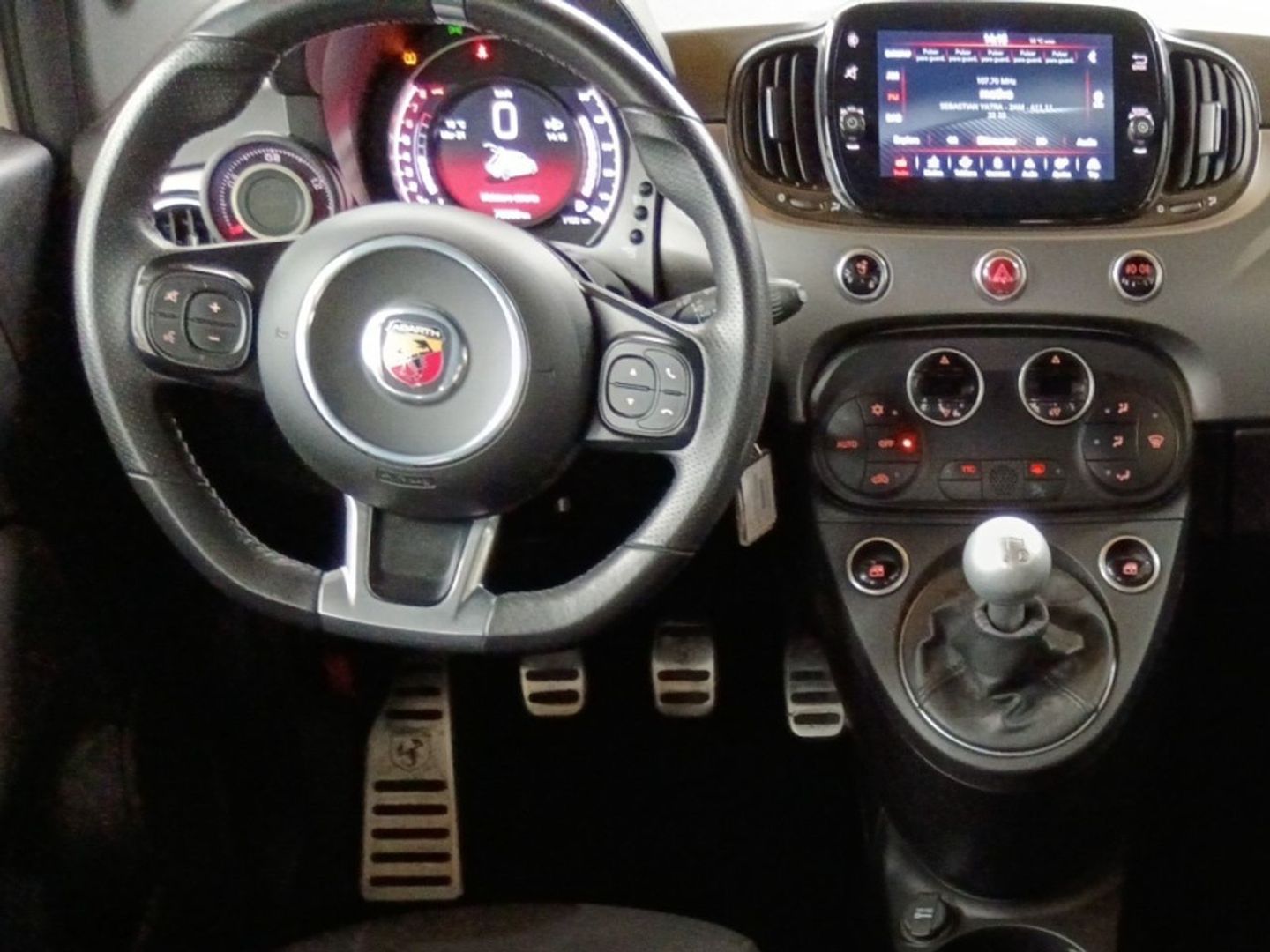 Abarth 500 1.4 16v T-Jet 595 121 kW (165 CV)