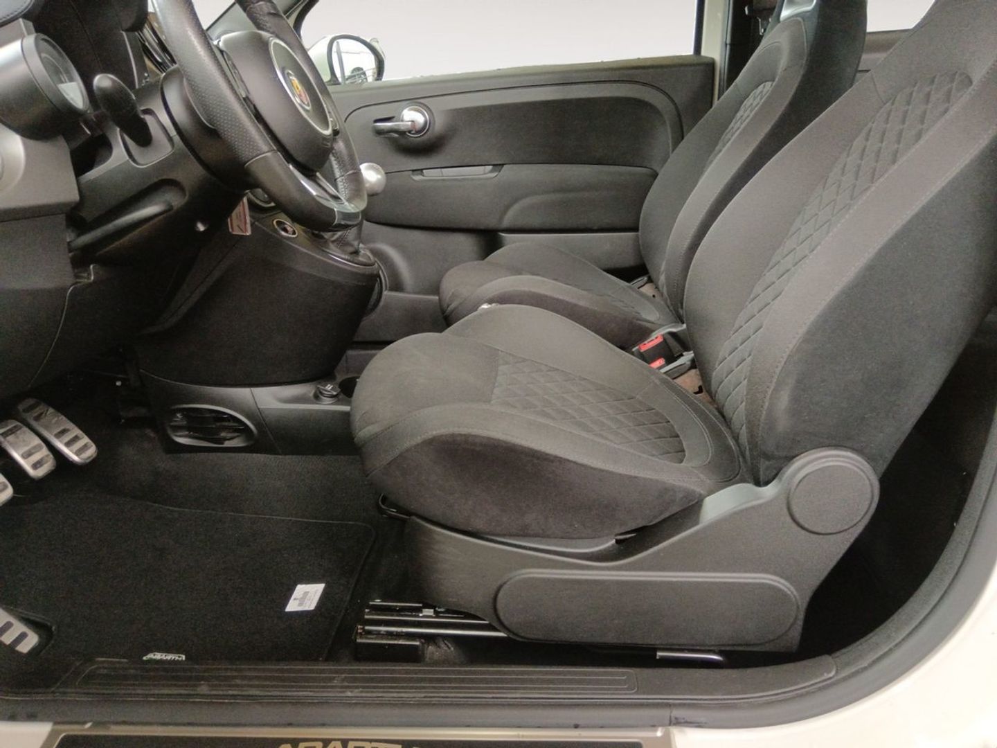 Abarth 500 1.4 16v T-Jet 595 121 kW (165 CV)