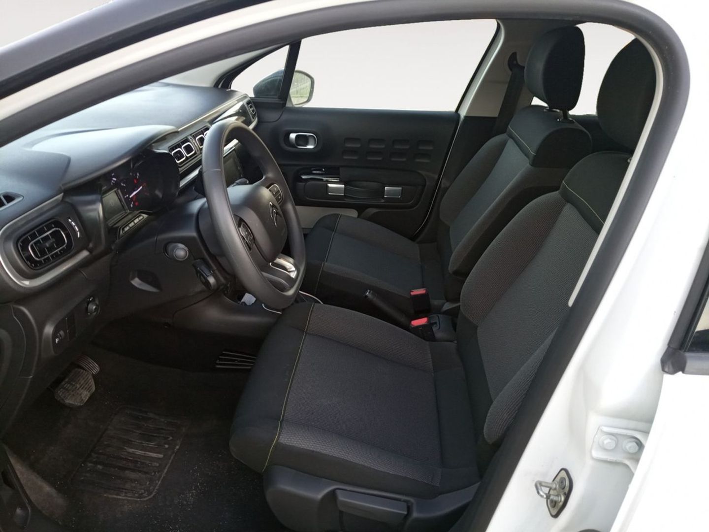 Citroen C3 PureTech 110 S&S Shine EAT6 81 kW (110 CV)