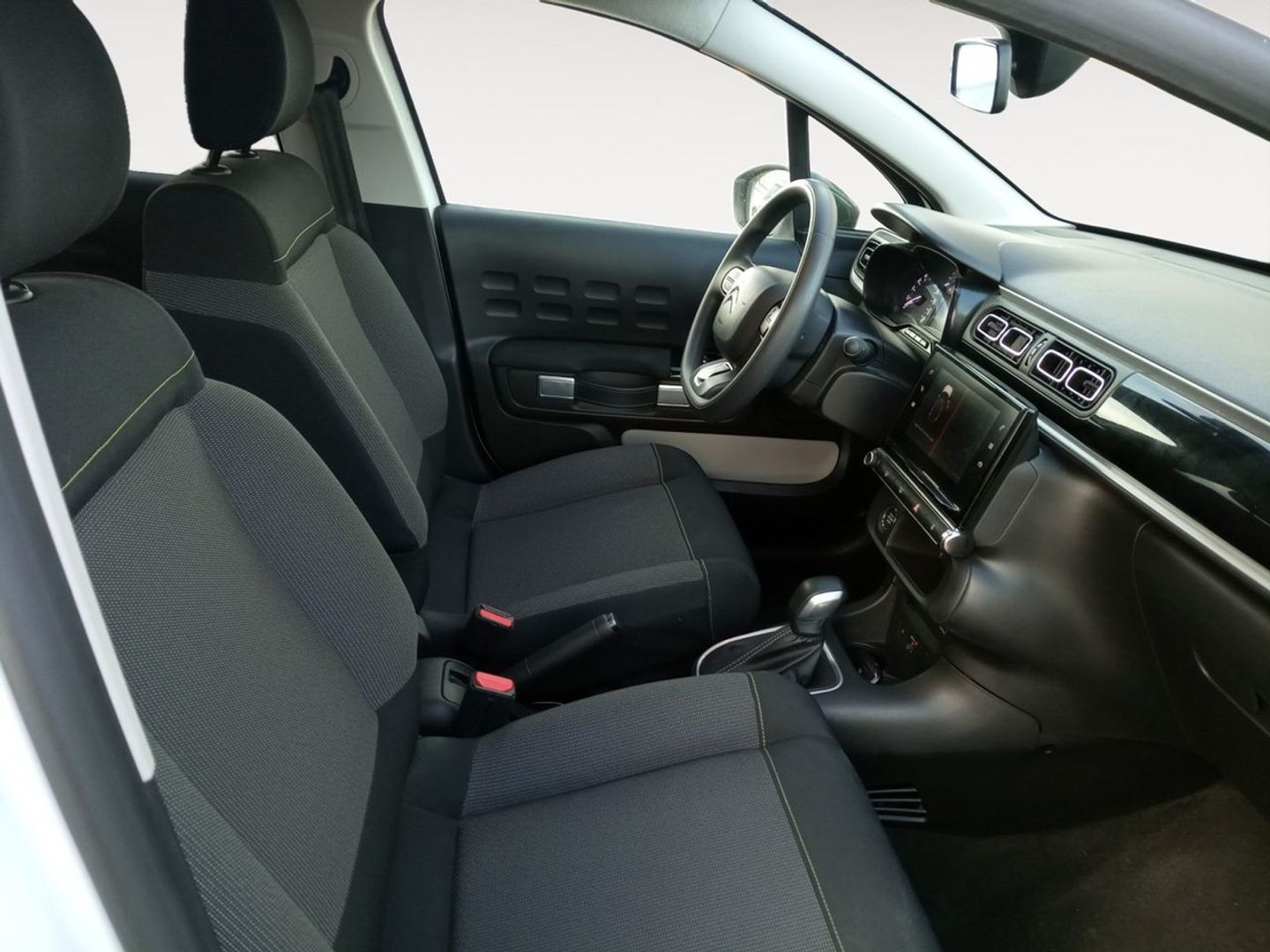 Citroen C3 PureTech 110 S&S Shine EAT6 81 kW (110 CV)