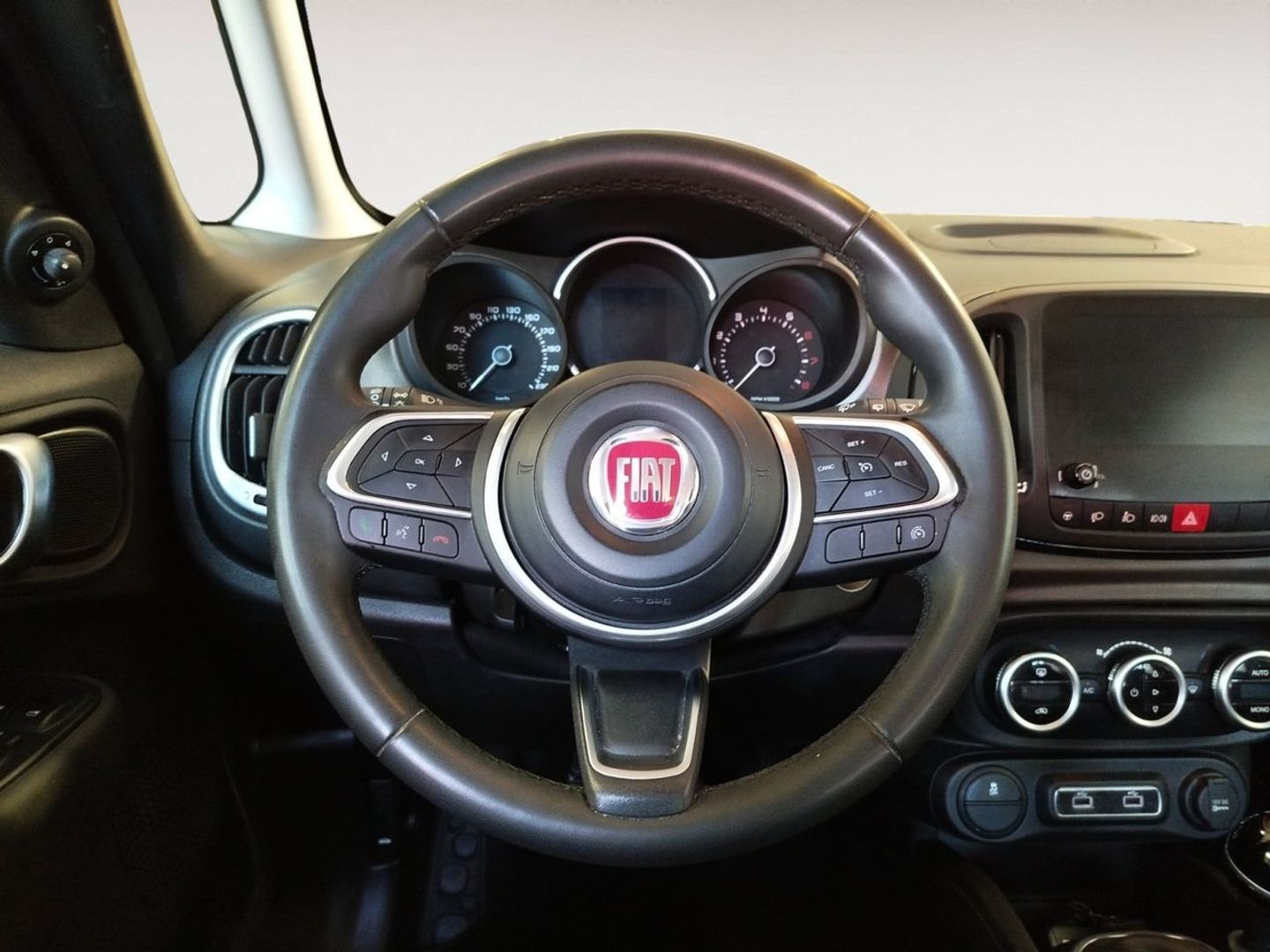 Fiat 500L 1.4 16v Cross 70 kW (95 CV)