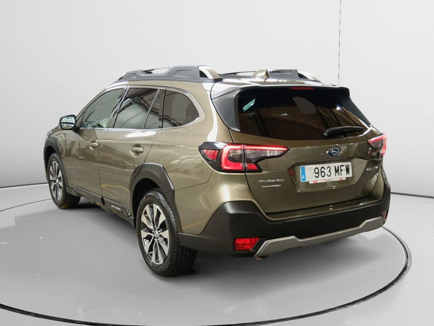 Subaru Outback 2.5 Touring AWD CVT Lineartronic 124 kW (169 CV)