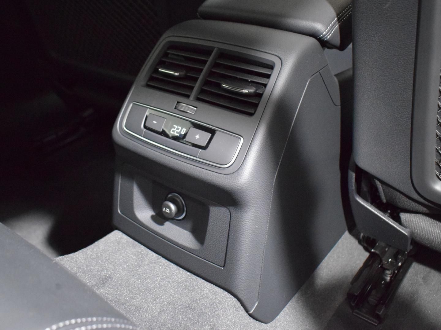 Audi A4 S line 35 TDI 120 kW (163 CV) S tronic