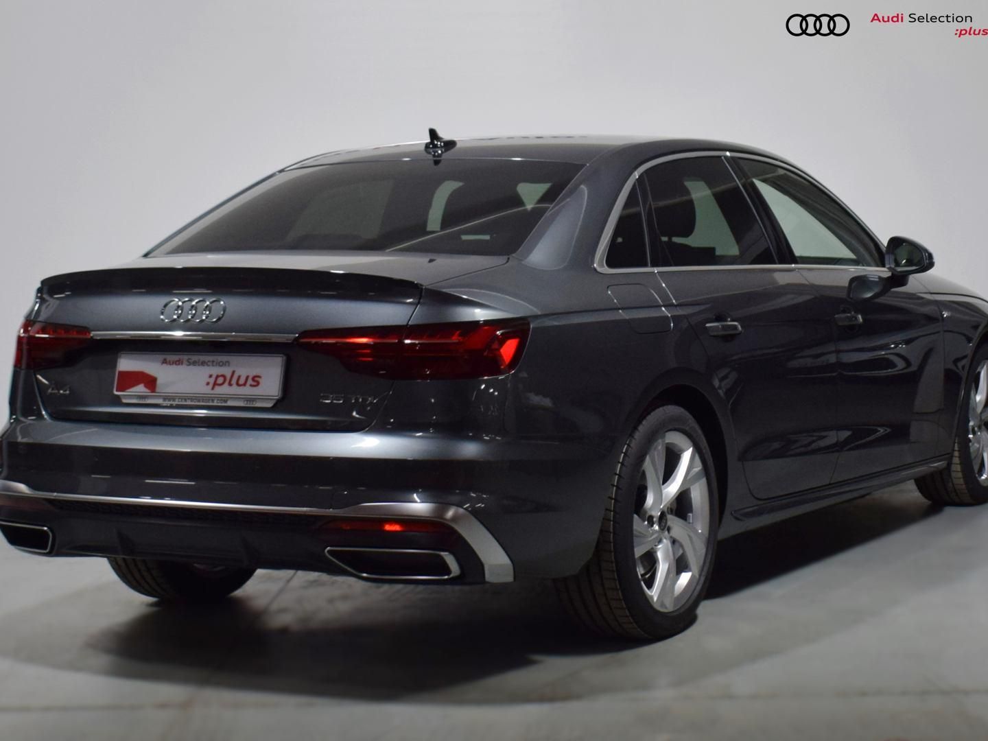 Audi A4 S line 35 TDI 120 kW (163 CV) S tronic