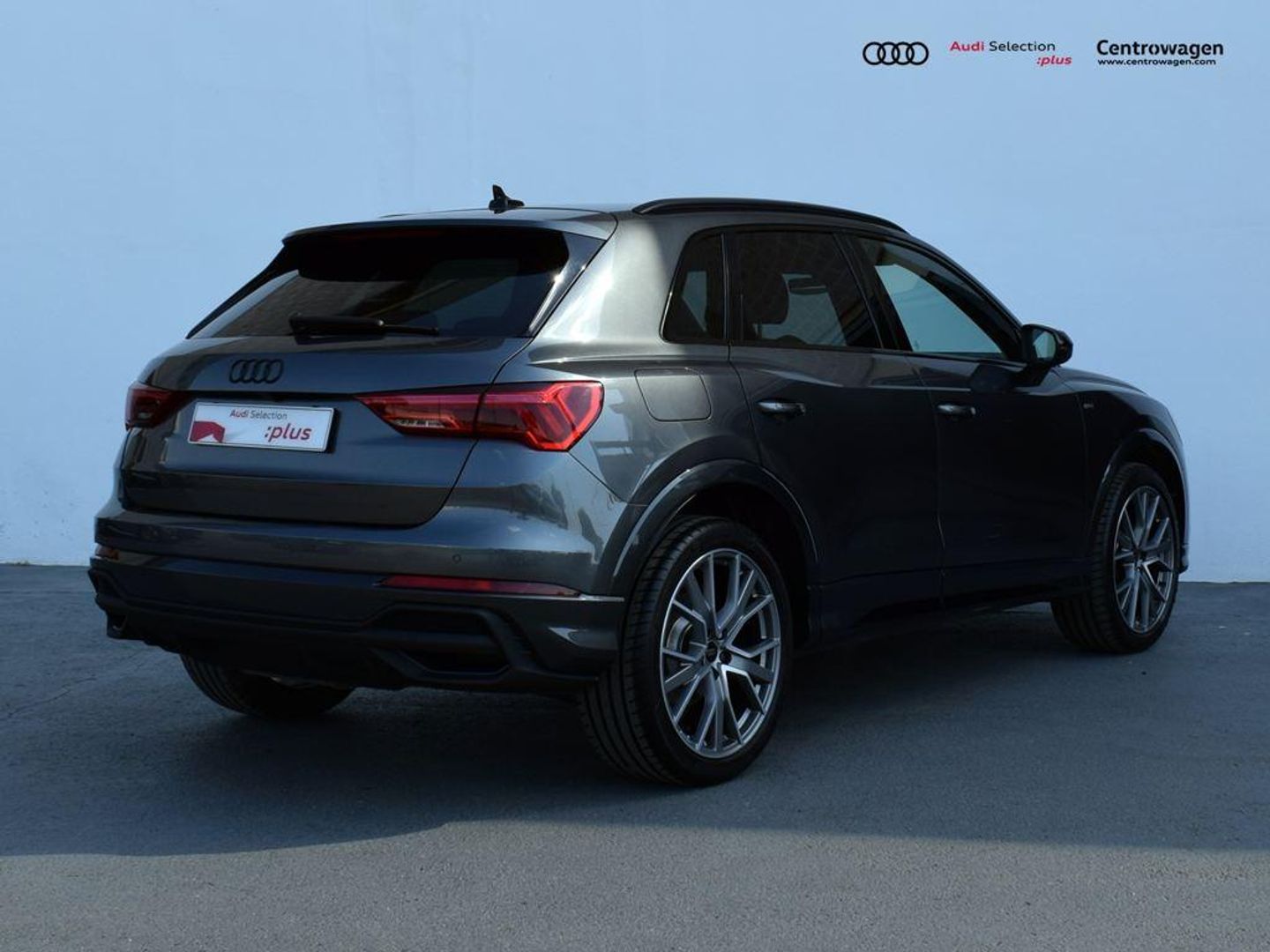 Audi Q3 Black line 35 TDI 110 kW (150 CV) S tronic Gris SUV
