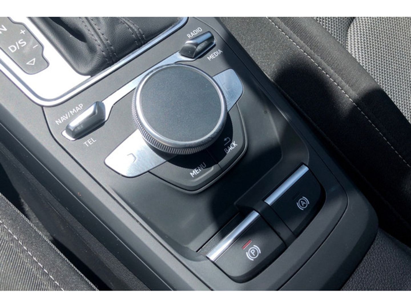 Audi Q2 S line 35 TFSI 110 kW (150 CV) S tronic