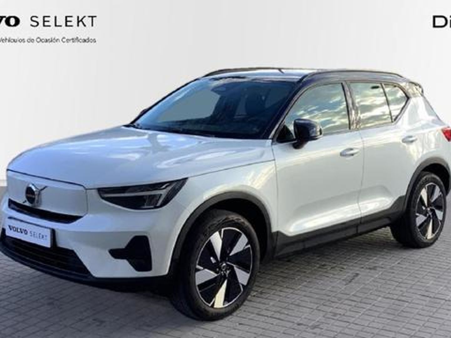 Volvo XC40 Single Recharge Core Auto 175 kW (238 CV) Blanco All Terrain / Pick-up