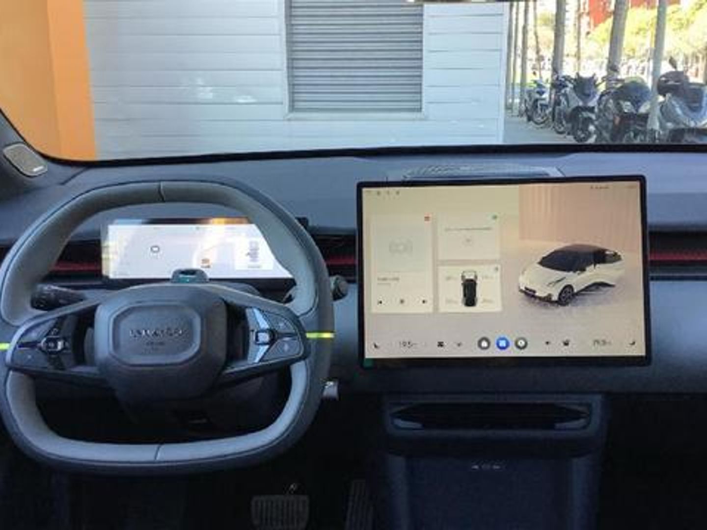 Lynk & Co 02 BEV 66kWh Core 200 kW (272 CV)
