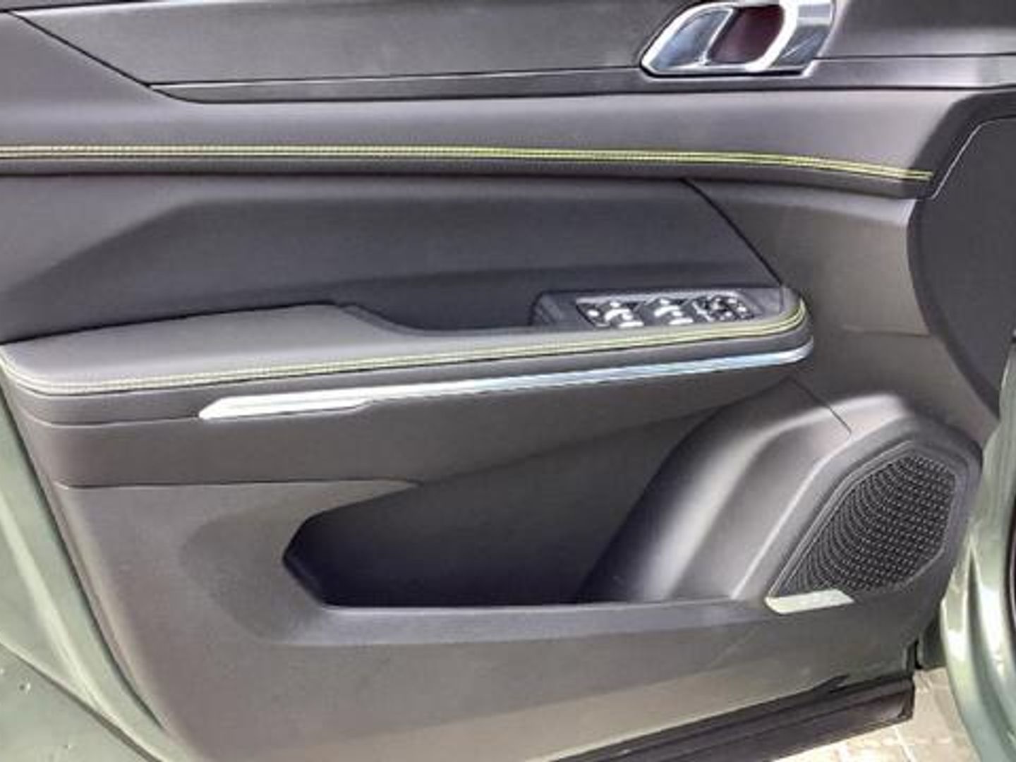 Lynk & Co 01 1.5 PHEV More 203 kW (276 CV)