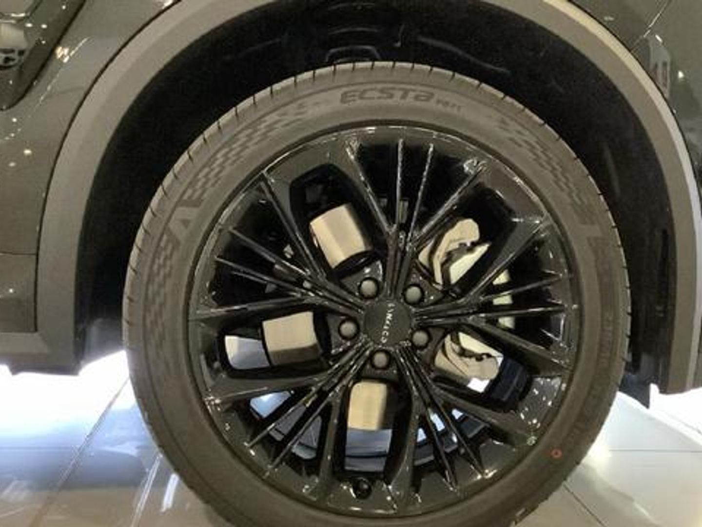 Lynk & Co 01 1.5 PHEV More 203 kW (276 CV)