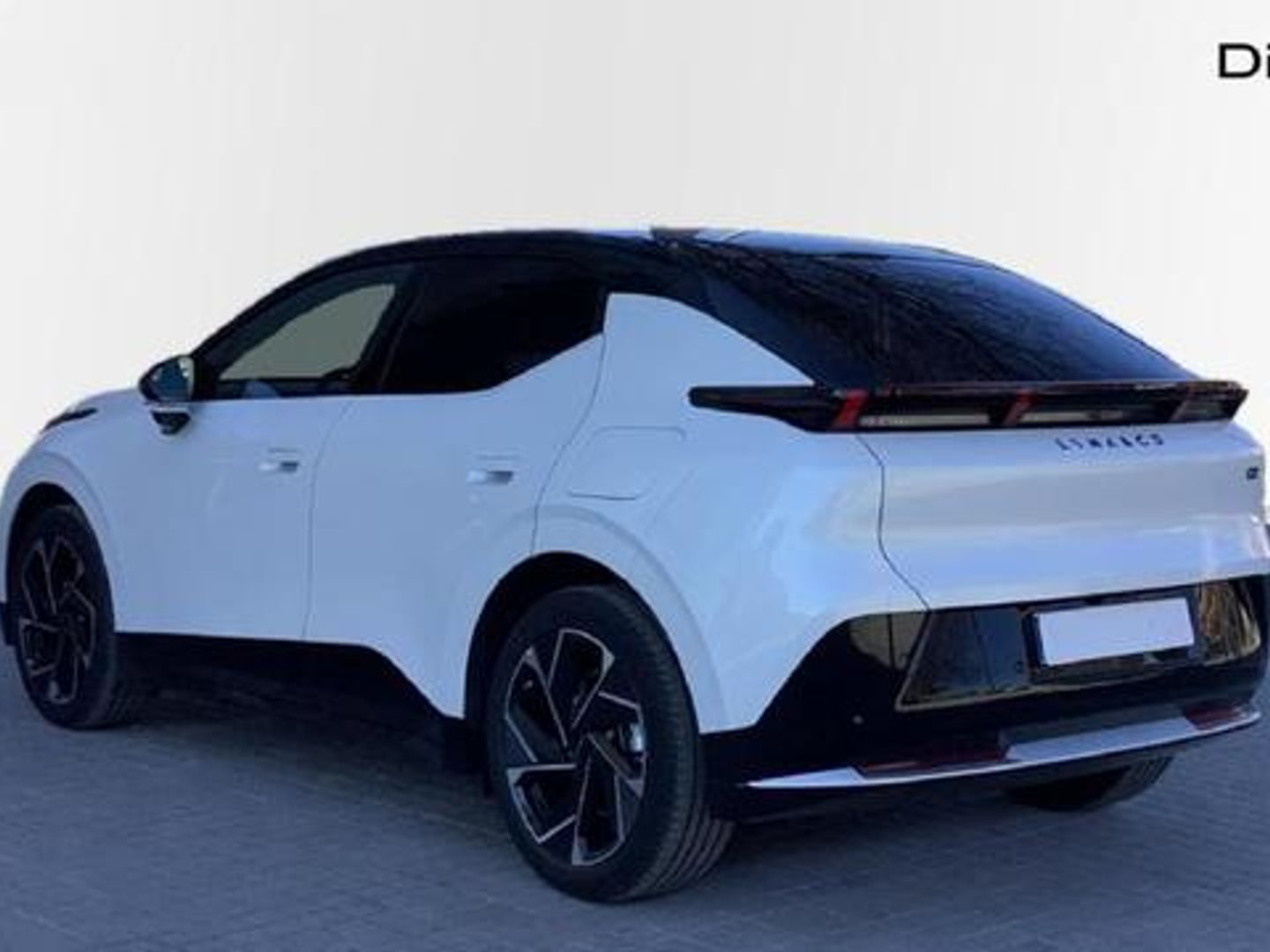 Lynk & Co 02 BEV 66kWh Core 200 kW (272 CV)