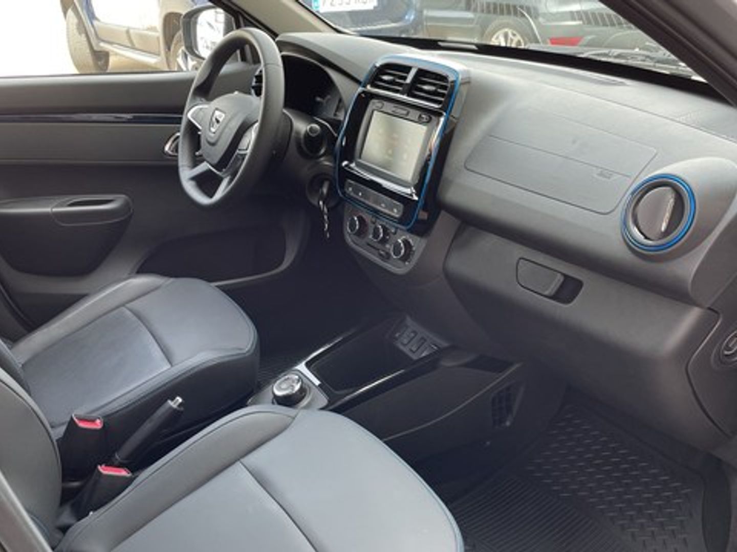 Dacia Spring Comfort Electric 33 kW (45 CV) Gris Sedan