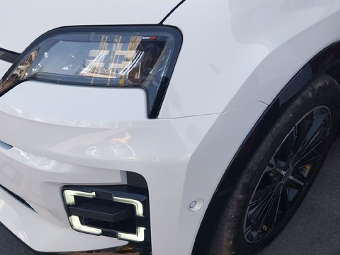 Renault 5 E-Tech Iconic Cinq Autonomía Confort 110 kW (150 CV) Blanco Compact